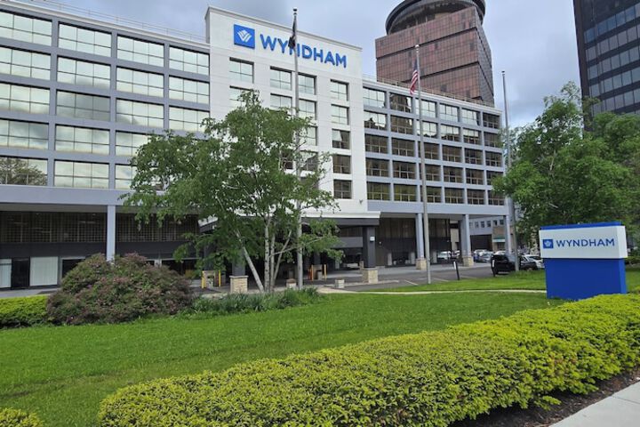 Wyndham Rochester Downtown