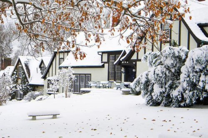 Hillbrook Inn