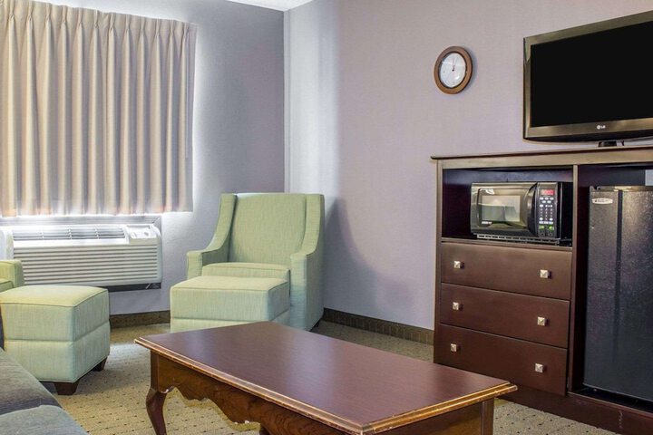 Room 17 of 31