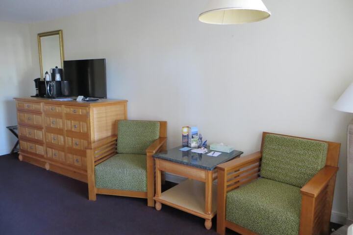 Room 18 of 36