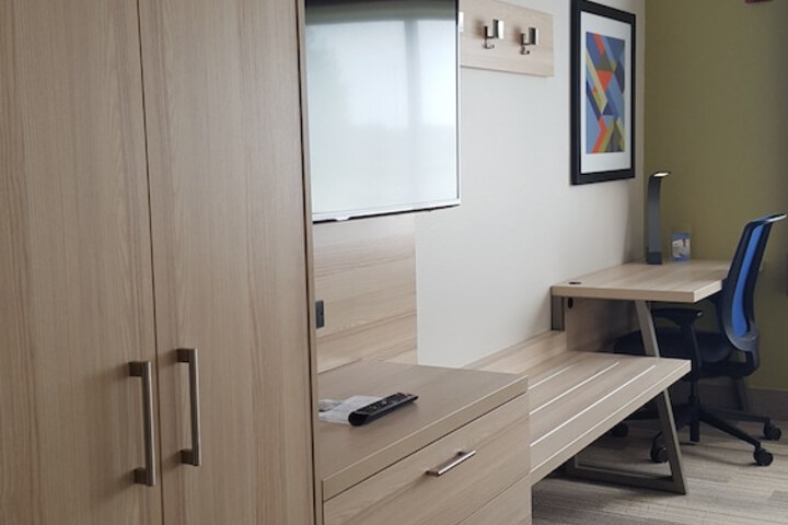Room 17 of 55