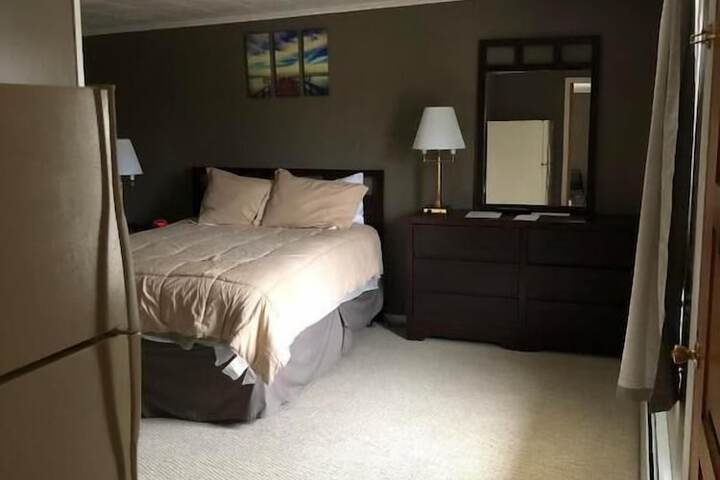 Room 11 of 14