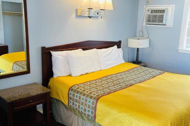 Avalon Motel