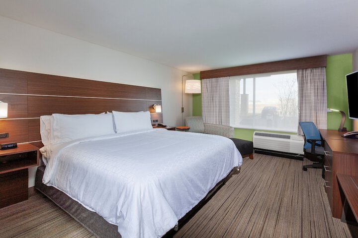 Holiday Inn Express & Suites Tulsa Northeast - Owasso by IHG