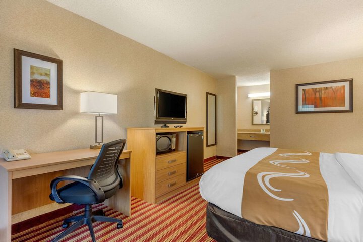 Quality Inn Exit 4