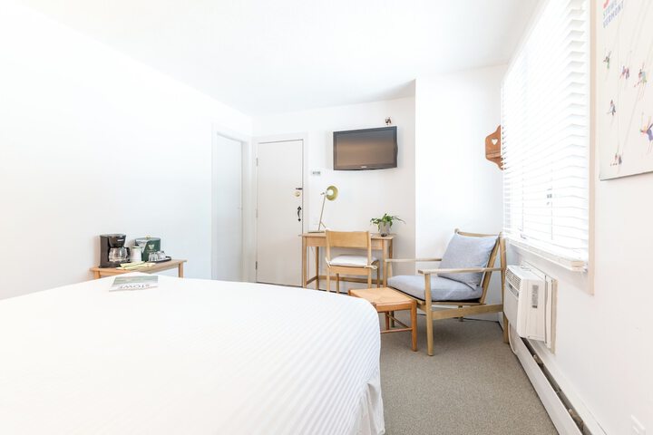 Room 18 of 70