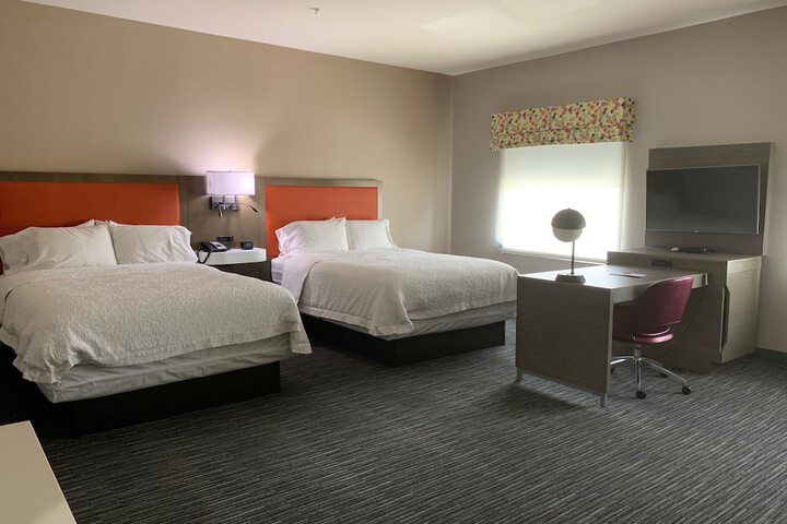 Room 52 of 79
