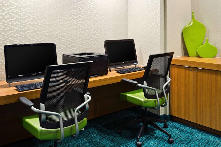 Business Center 22 of 22