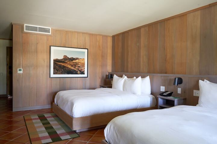 Room 63 of 115