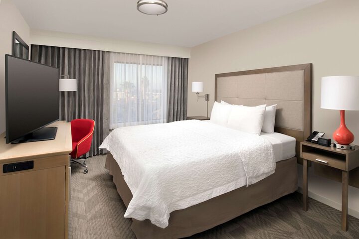 Room 20 of 34