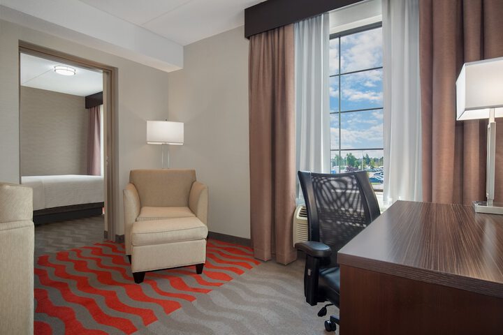 Holiday Inn Express Hotel & Suites Barrie by IHG