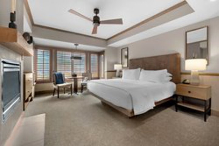 Room 207 of 248
