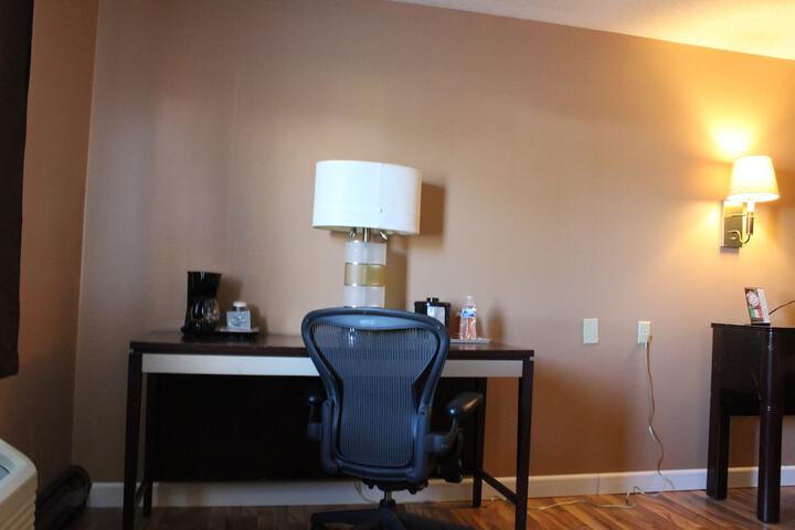 Room 51 of 90