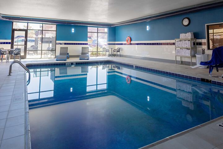 Pool 2 of 20