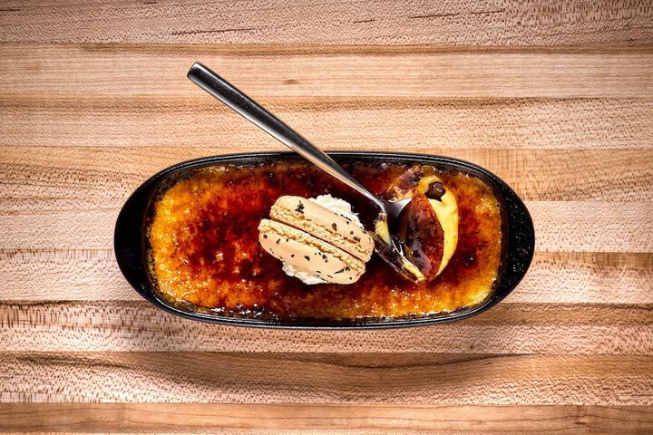 Dining 86 of 153