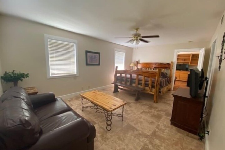 Room 100 of 129