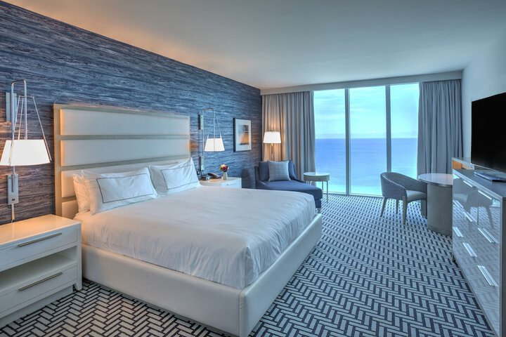 Room 60 of 103