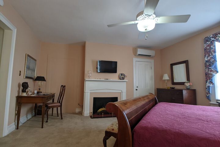 Room 34 of 75