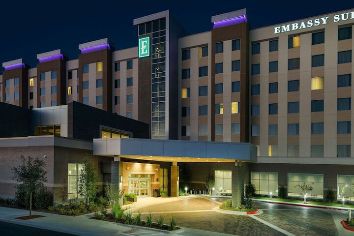 Embassy Suites by Hilton College Station TX