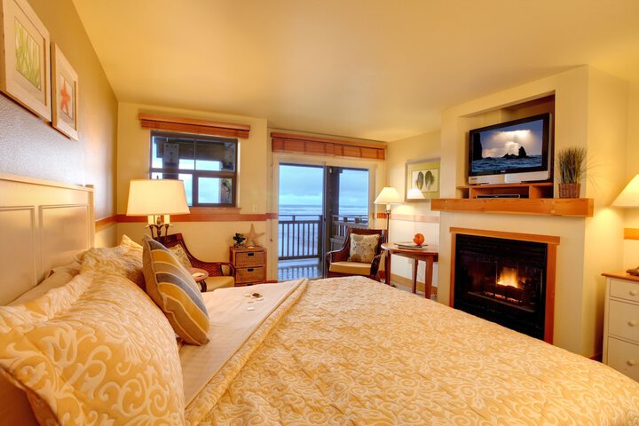 Room 43 of 77