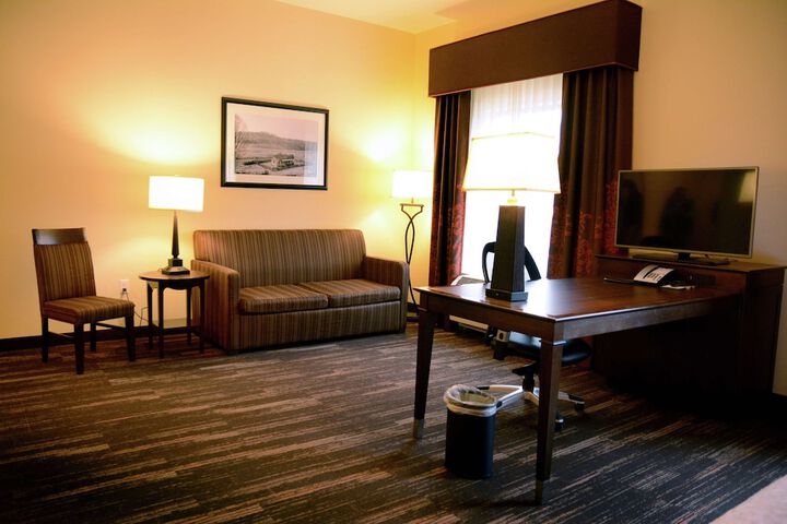 Room 30 of 43