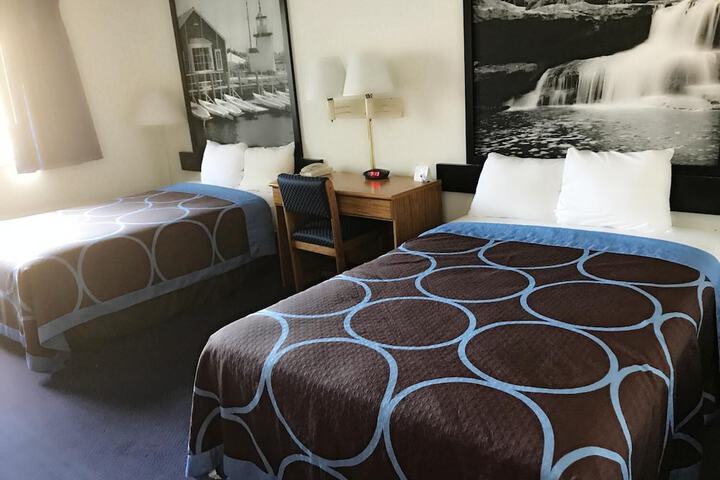 Room 15 of 24