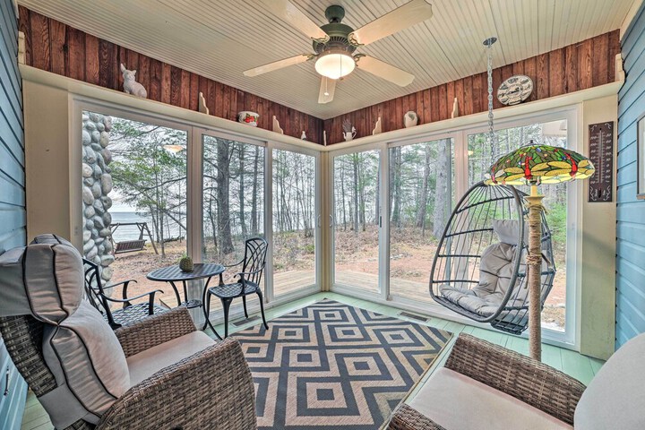 Waterfront Cheboygan Home w / Fire Pit