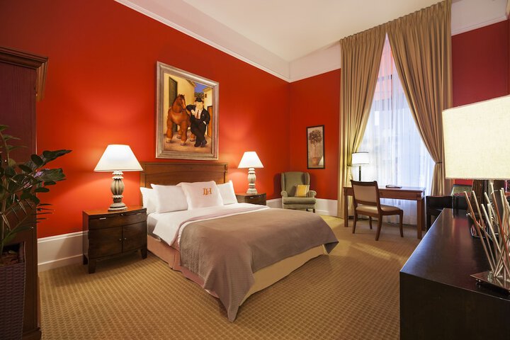 Room 52 of 72