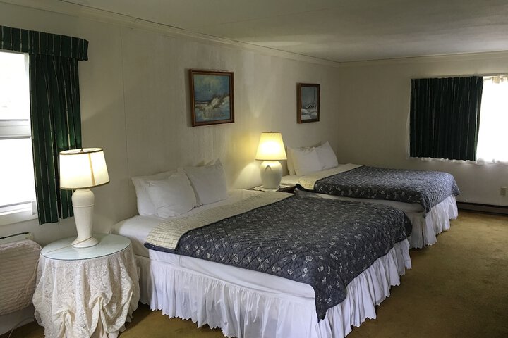 Weathervane Motel