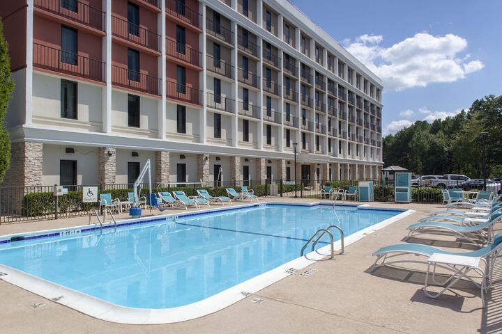 Pool 2 of 28