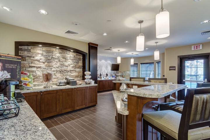Staybridge Suites St. Louis - Westport by IHG