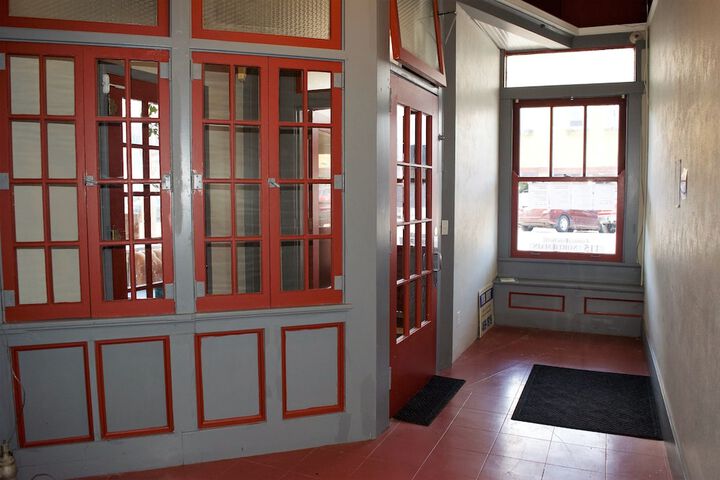 Hotel 4 of 63