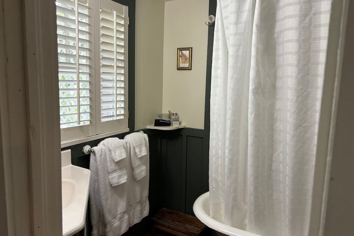 Room 40 of 82