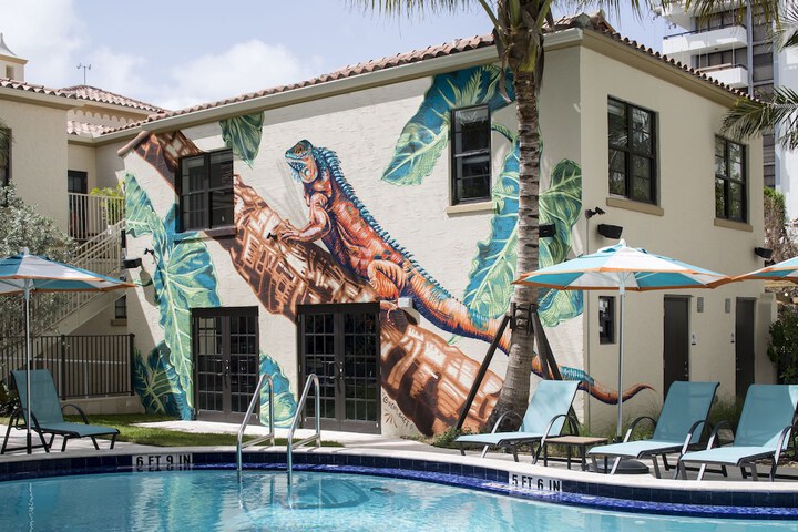 Pool 5 of 73