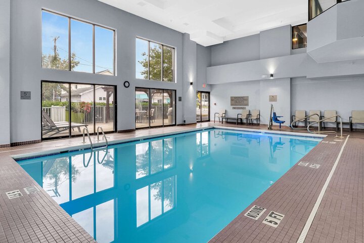 Pool 14 of 76