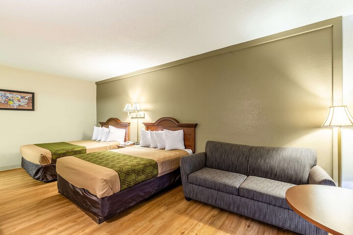 Room 19 of 29