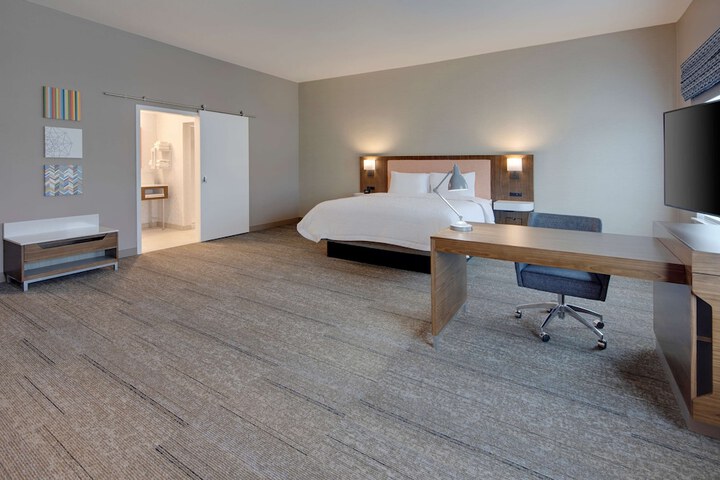 Room 19 of 35