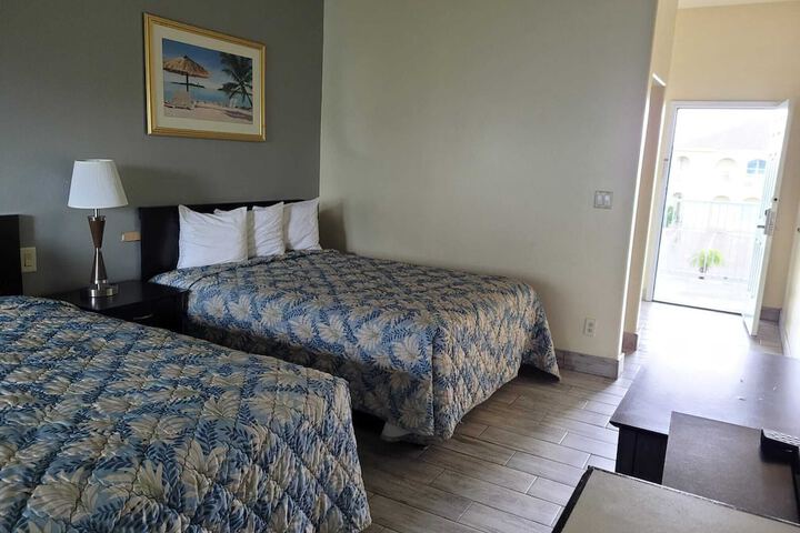 Room 19 of 25
