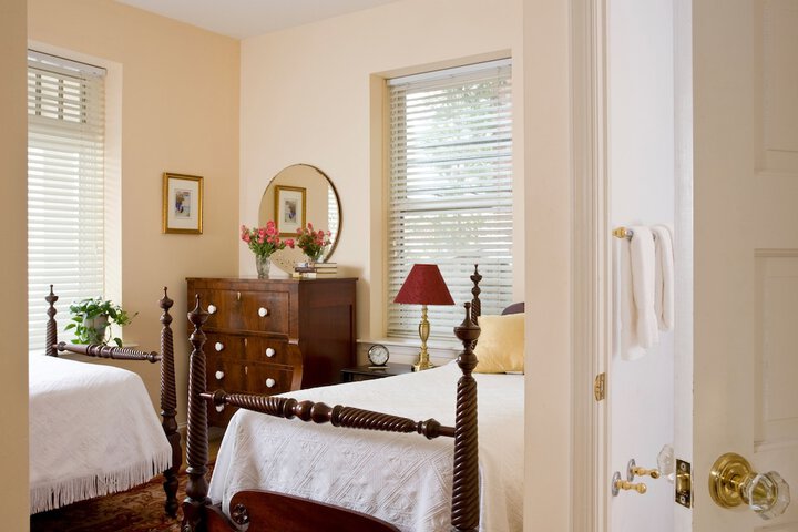 Room 28 of 41