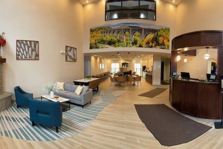 Hotel Interior 13 of 60