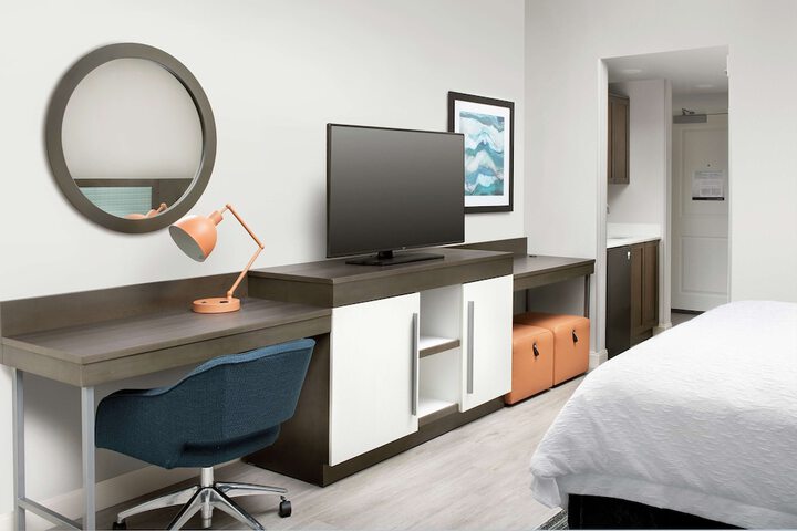 Room 21 of 48