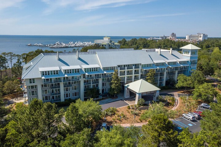 Hilton Grand Vacations Club in Sandestin Golf & Beach Resort