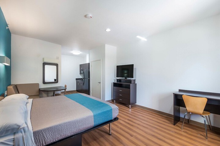 Motel 6 Channelview TX