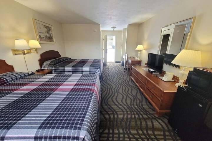 The Falls Motel - 2 Mi to Watkins Glen State Park Seneca Lake " AND 4 Mi to Watkins Glen International Track " The Glen "