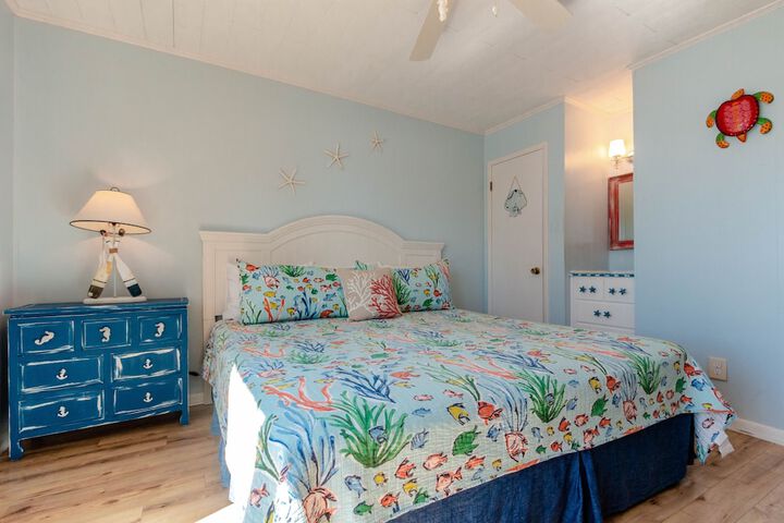 Room 14 of 36