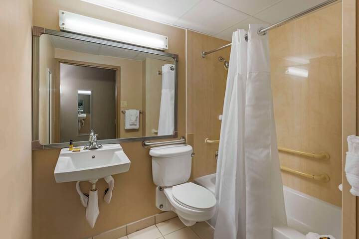 Best Western Plus The Charles Hotel