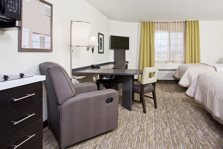 Room 16 of 37