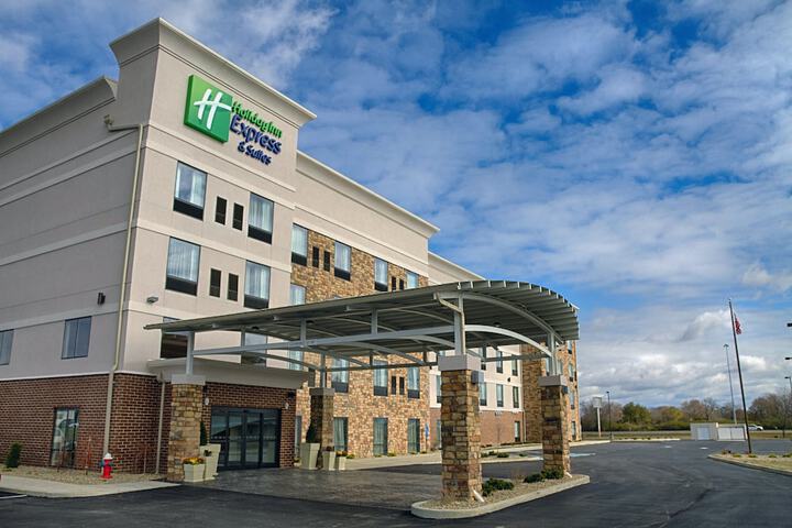 Holiday Inn Express & Suites Sidney by IHG