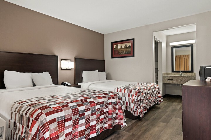 Room 21 of 33