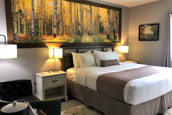 Blue Elk Inn